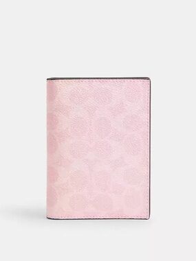 NWT Coach Passport Card Case in Signature Canvas (Powder Pink/ Gold)